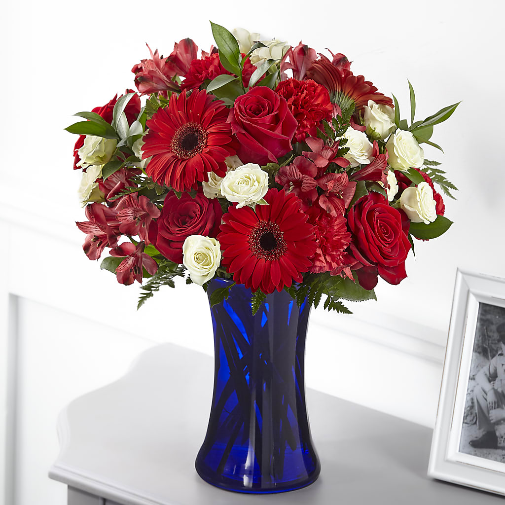 Hearts Embrace Bouquet – Blakley Flower Shop Llc, Blakely GA