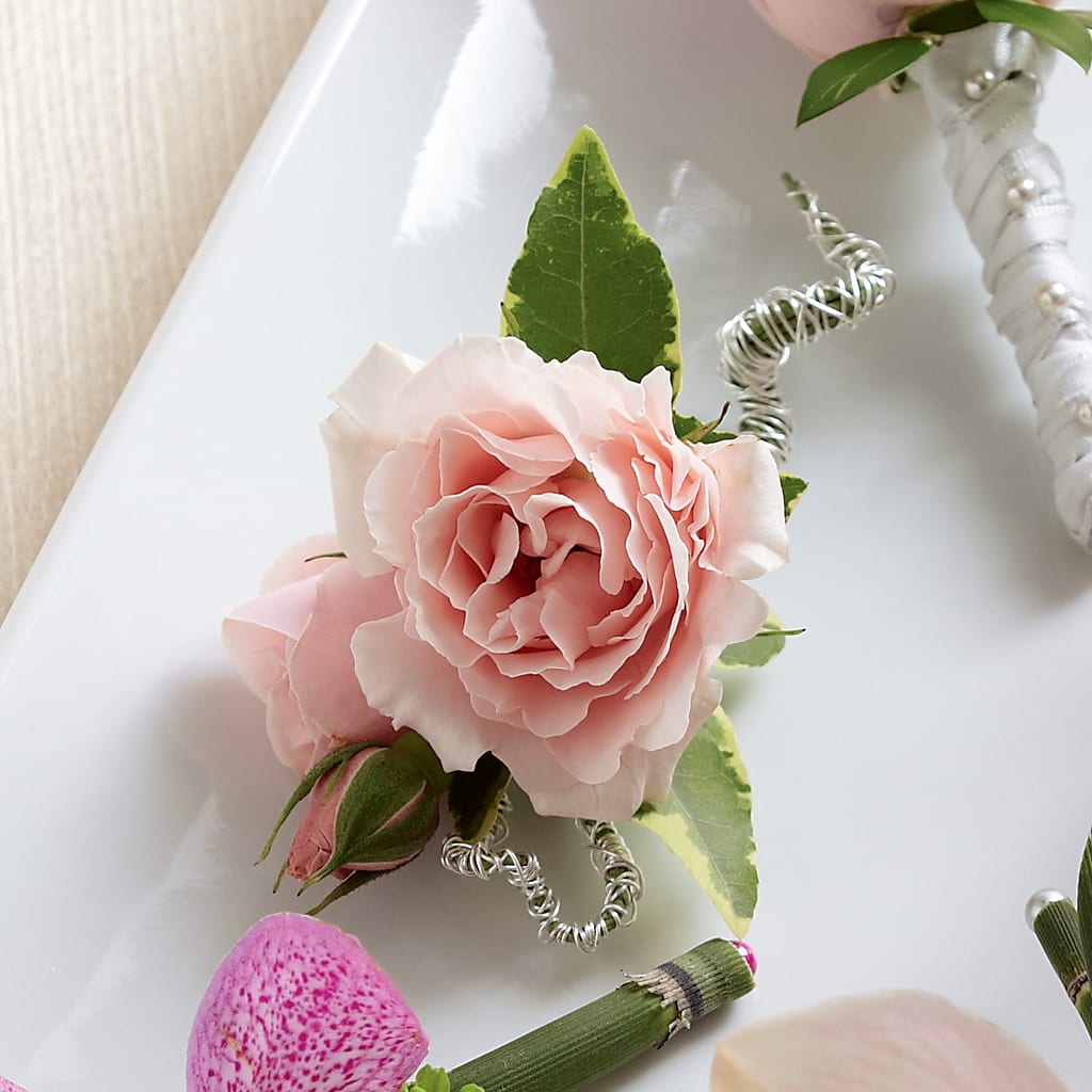 Pink Spray Rose Boutonniere – Blakley Flower Shop Llc, Blakely GA