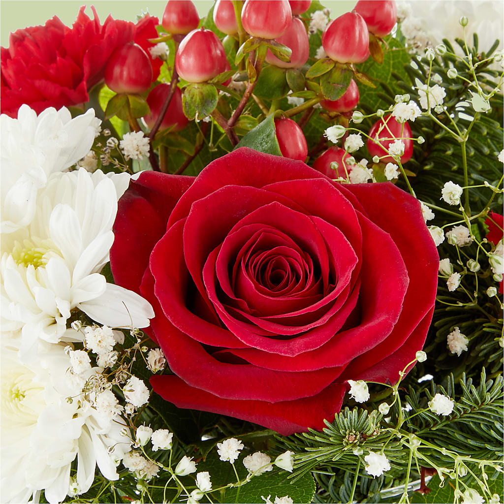 Chance of Flurries Bouquet –  Blakley Flower Shop Llc, Blakely GA