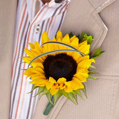 Free Spirit Boutonniere –  Blakley Flower Shop Llc, Blakely GA